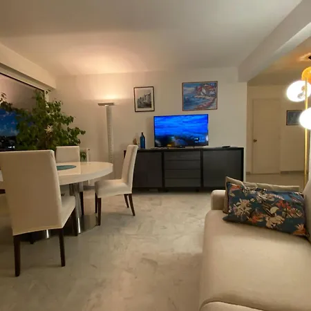 Juan Les Pins Le Bristol, 3 With Sea View شقة