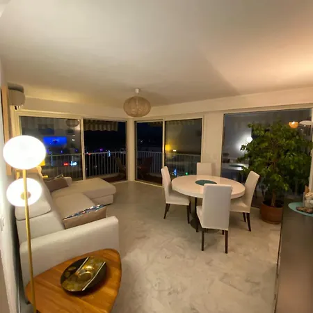 Juan Les Pins Le Bristol, 3 With Sea View Apartamento Antibes